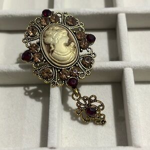Cameo brooch